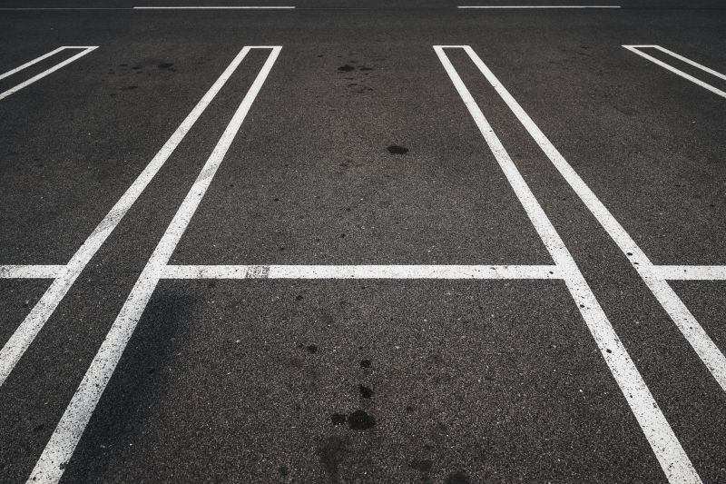 Commercial Parking Lot Sealing in Tampa, FL